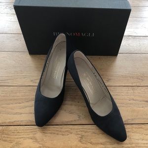 Vintage Bruno Magli Black Peau de Soie Pumps - Size 8-1/2B